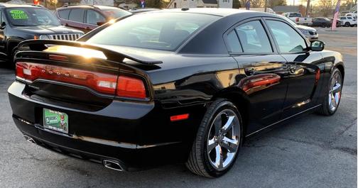 2012 Dodge Charger SXT