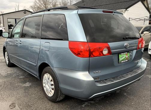 2009 Toyota Sienna CE