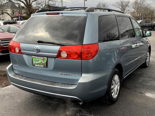 2009 Toyota Sienna CE