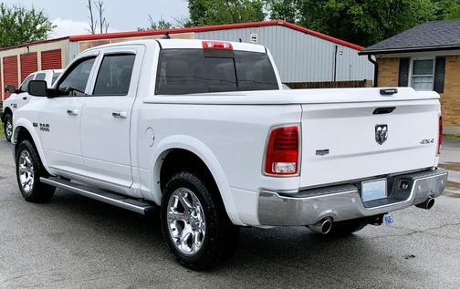 Bright White Clearcoat 2015 RAM 1500 Laramie
