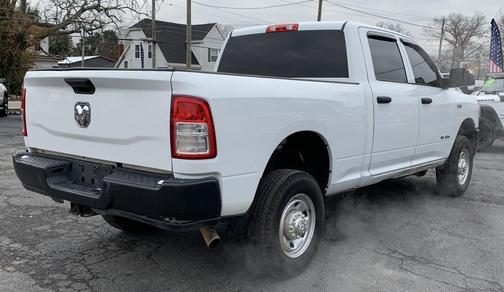 2022 RAM 2500 Tradesman Crew Cab 4x4 6'4' Box