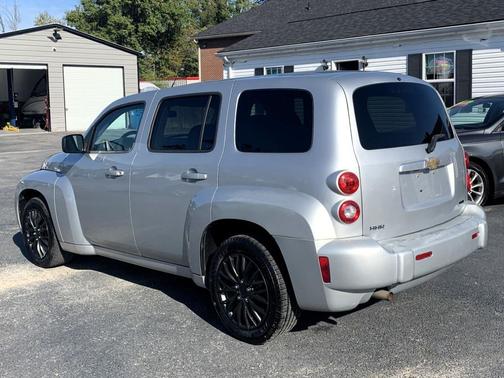 2011 Chevrolet HHR LS