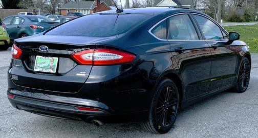 Tuxedo Black Metallic 2014 Ford Fusion SE