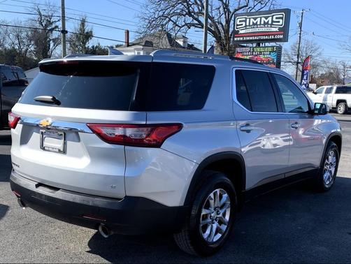 2018 Chevrolet Traverse LT Cloth