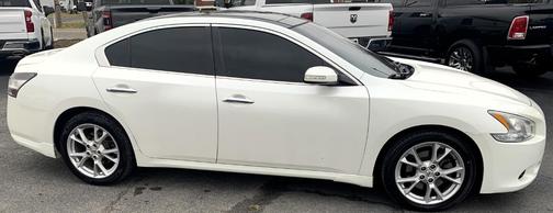 2014 Nissan Maxima SV