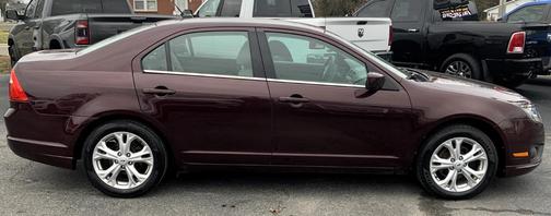 2012 Ford Fusion SE