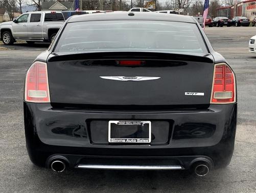 2012 Chrysler 300 SRT8