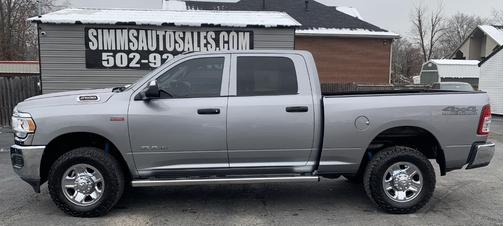 2020 RAM 2500 Tradesman Crew Cab 4X4 6'4' Box