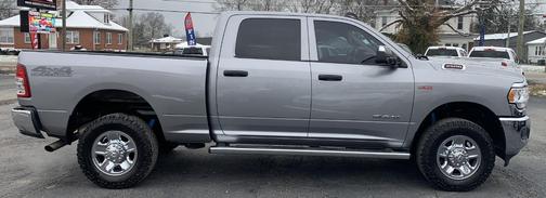 2020 RAM 2500 Tradesman Crew Cab 4X4 6'4' Box