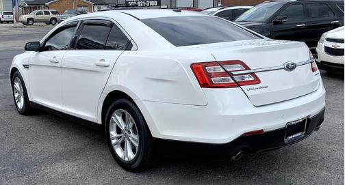 2013 Ford Taurus SEL