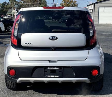 2018 Kia Soul +