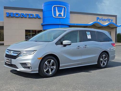 Lunar Silver Metallic 2018 Honda Odyssey