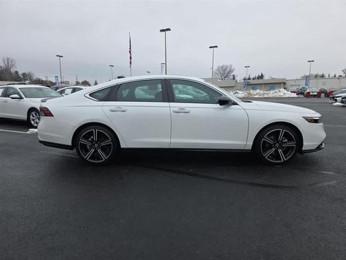 2024 Honda Accord Hybrid 