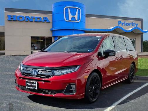 Radiant Red Metallic Ii 2026 Honda Odyssey