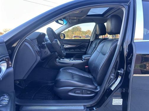 2015 INFINITI Q70L 3.7X