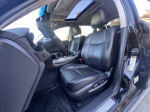 2015 INFINITI Q70L 3.7X