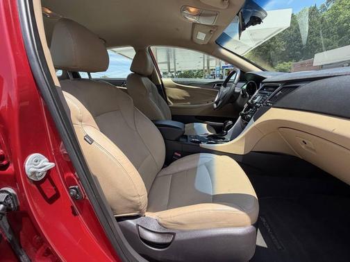 Venetian Red Pearl Mica 2012 Hyundai SONATA Hybrid Base