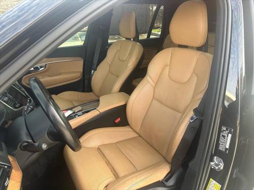 2018 Volvo XC90 T6 Inscription