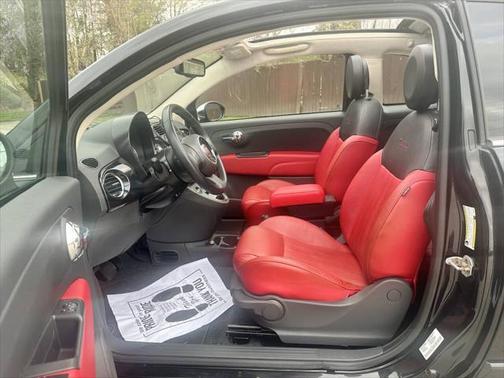 2013 FIAT 500 Lounge