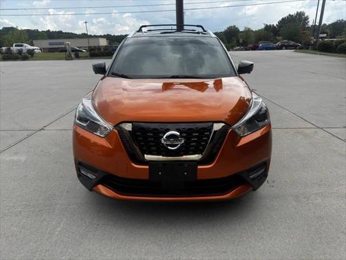 2020 Nissan Kicks SR