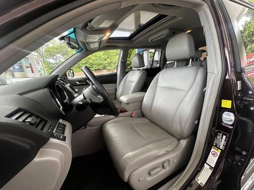 2011 Toyota Highlander Hybrid Limited