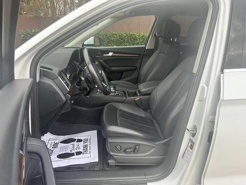 2019 Audi Q5 45 Premium