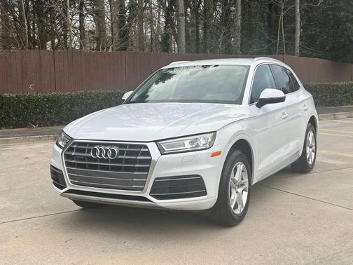 2019 Audi Q5 45 Premium
