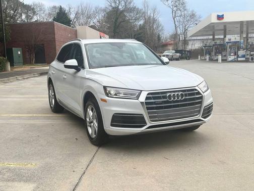 2019 Audi Q5 45 Premium