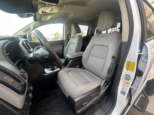 2017 Chevrolet Colorado LT