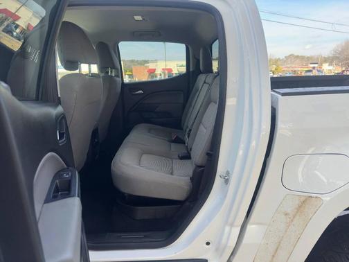 2017 Chevrolet Colorado LT
