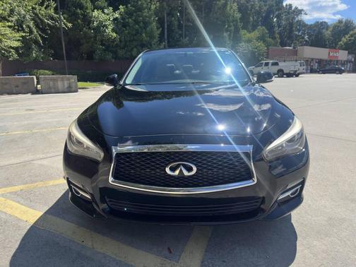 2015 INFINITI Q50 Premium