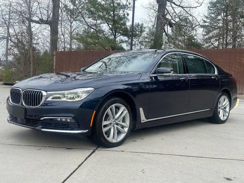2016 BMW 750 i xDrive