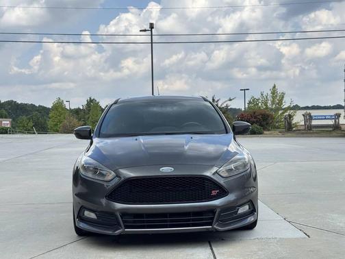 2017 Ford Focus ST 