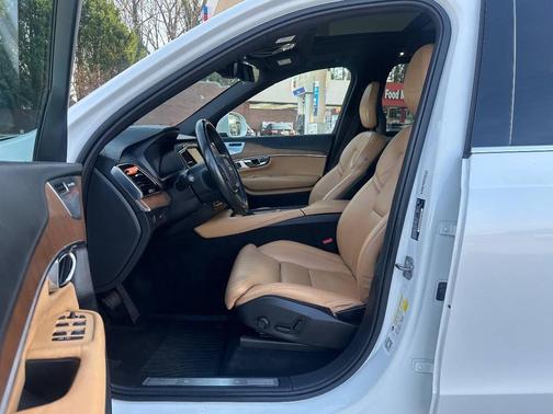 2016 Volvo XC90 T6 Inscription