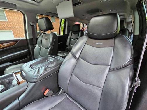 2017 Cadillac Escalade ESV Premium Luxury