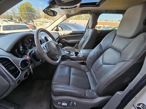 2012 Porsche Cayenne Cayenne