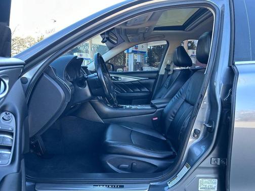 2014 INFINITI Q50 Premium