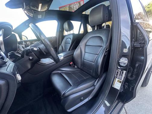 2020 Mercedes-Benz GLC 300 4MATIC