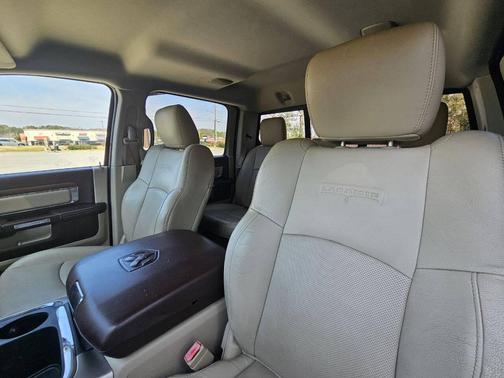 2015 RAM 1500 Laramie