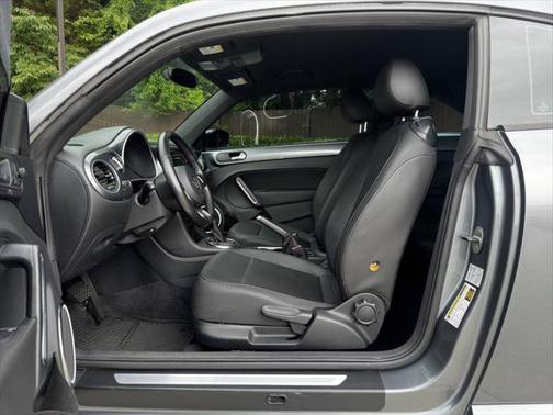 2012 Volkswagen Beetle 2.5L
