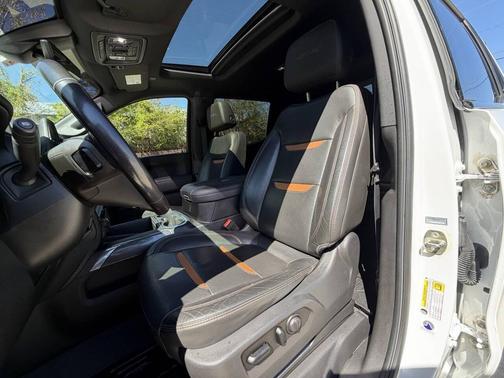 Summit White 2020 GMC Sierra 1500 AT4