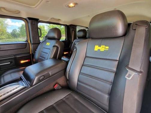 2006 Hummer H2 Base