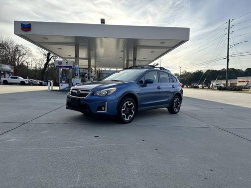 Quartz Blue Pearl 2017 Subaru Crosstrek 2.0i Premium