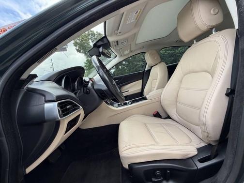 British Racing Green Metallic 2017 Jaguar XE 35t Prestige