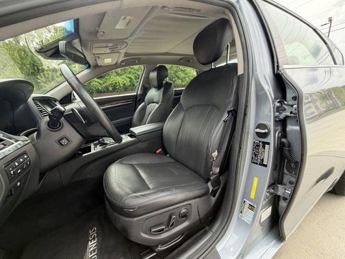 Gray 2017 Genesis G80 3.8