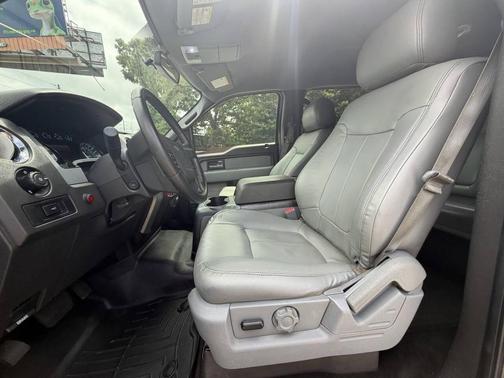 Tuxedo Black Metallic 2014 Ford F-150 XLT