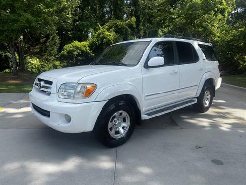 2005 Toyota Sequoia SR5