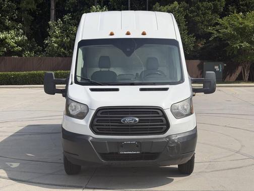 Oxford White 2017 Ford Transit-350 Base