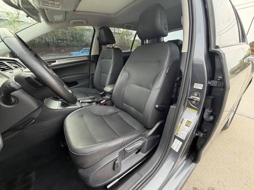 2015 Volkswagen Golf Auto TSI S w/Sunroof