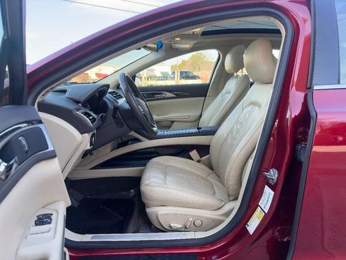 2015 Lincoln MKZ Hybrid Base